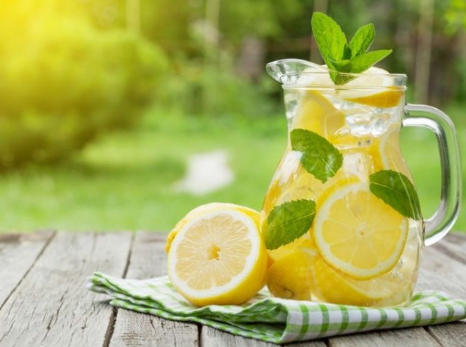 Băutura minune care ajută la detoxifierea ficatului