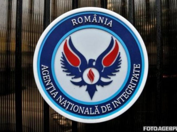 ANI dă o lovitură în Sănătate: Doi şefi de spitale, în incompatibilitate şi conflict de interese