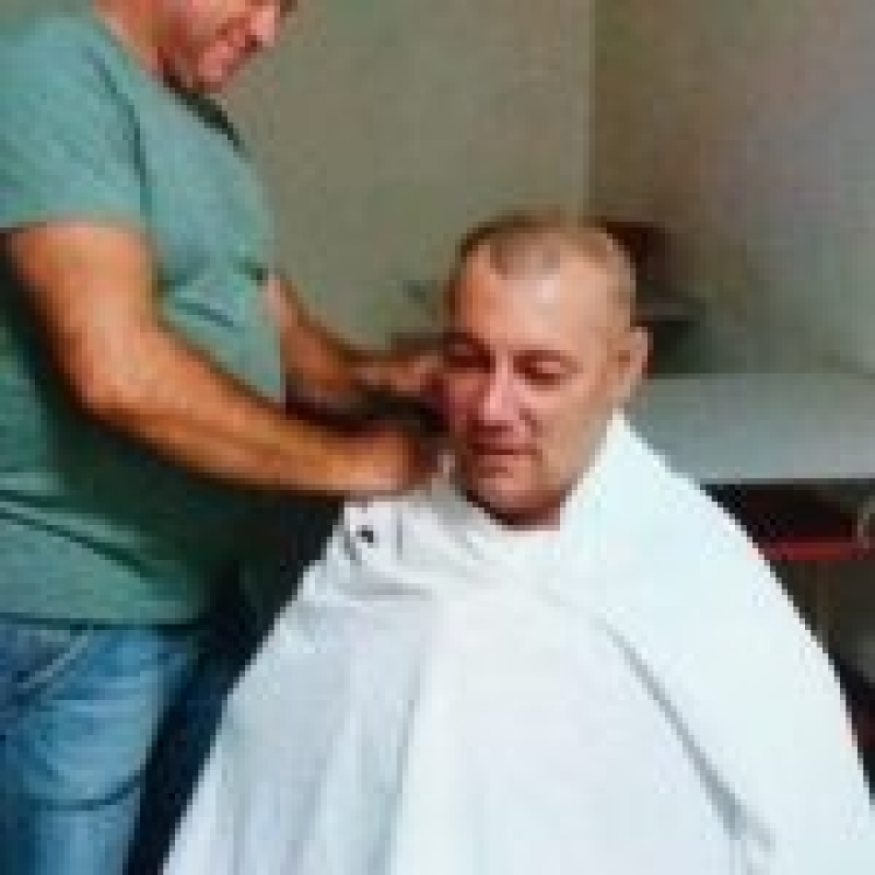 REVOLTĂTOR: sala de mese a bolnavilor de la Psihiatrie, transformată în frizerie de asistenți - FOTO