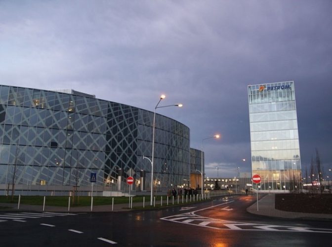 OMV Petrom a donat 10 milioane de euro pentru construcţia primului spital de oncologie şi radioterapie pediatrică din România