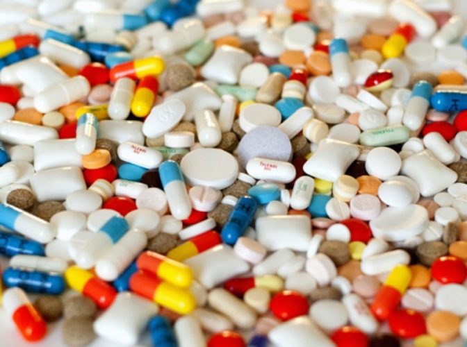 Producătorii de medicamente susțin că România ar putea face economii semnificative cu medicamentele biosimilare, în locul produselor biologice de referință