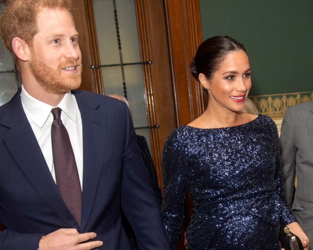 Presa britanică scoate la iveală detalii inedite: Cum a cucerit-o, de fapt, prinţul Harry pe actriţa Meghan Markle