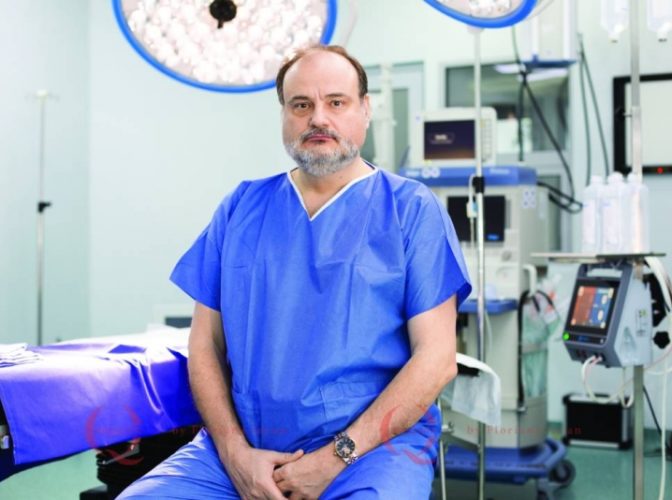 Medicul Horaţiu Moldovan, de la Spitalul Clinic Sanador, mărturii despre operaţiile pe inimă: 'Când sunt complicații, da, poate dura și 18 ore'