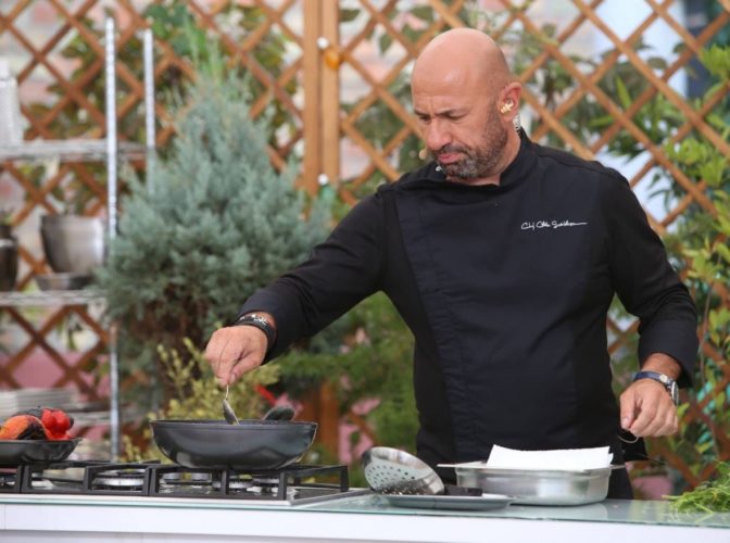 Anunţ important pentru doamne şi domnişoare: cel mai şarmant chef din show-bizz vrea un copil! Cum este femeia ideală în viziunea lui Cătălin Scărlătescu