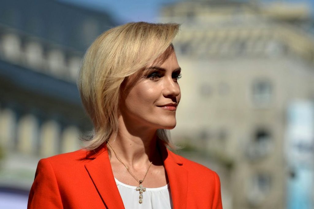Gabriela Firea s-a întors la muncă, dar se va opera din nou la colon! Aflați ce alte cumpene a mai depășit primarul general al Capitalei