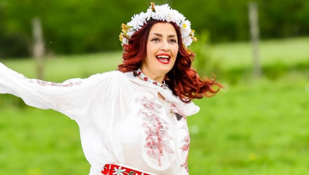 Rona Hartner are cancer în stadiul al treilea! În loc să se pregătească de nuntă, actrița acuzată că ar fi fost amanta președintelui Emil Constantinescu face citostatice