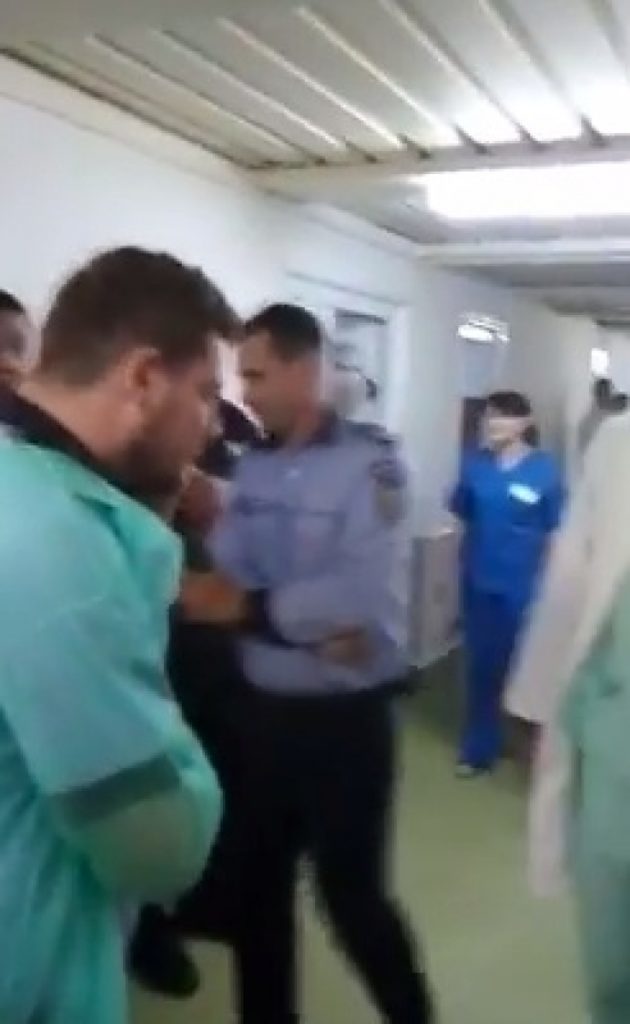 VIDEO - Scandal TOTAL la un spital din România: medicii s-au luat la bătaie, pentru a treia oară
