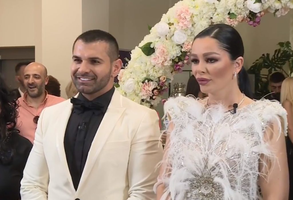 Brigitte, criză de nervi la propia-i nuntă! De ce a ţipat la invitaţi, în ziua în care a devenit doamna Pastramă şi ce mesaj neplăcut i-a transmis fostul soţ