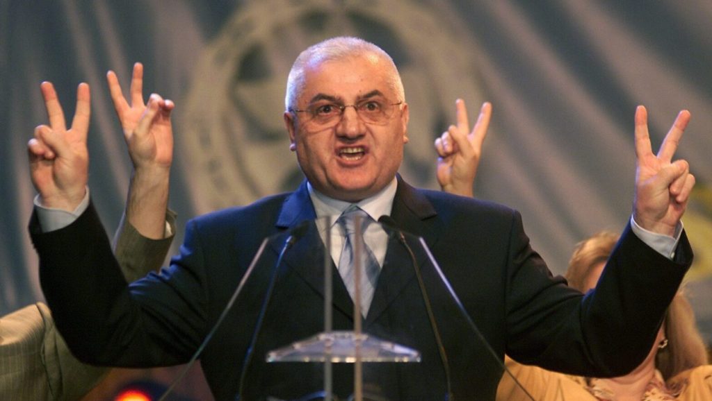 ”Nea Mitică de la Ligă” e scriitor de… ficțiune! Dumitru Dragomir i-a lăsat pe toți cu gura căscată când le-a spus ce scrie