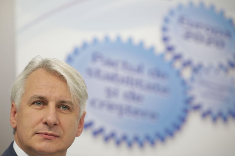 Eugen Teodorovici privește neputincios în fața exodului medicilor: 'Mă îndoiesc că-i putem aduce înapoi pe cei care au plecat'