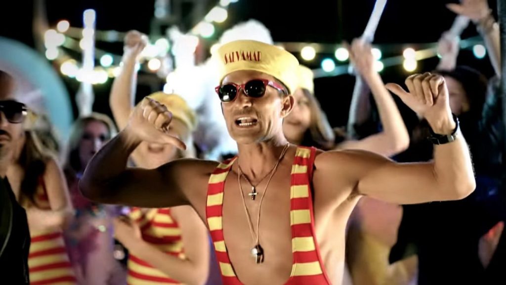 Fostul edil al Constanței, nuntă la vorbitor, fără șampanie, dar cu lăutari și… mazăre în meniu!