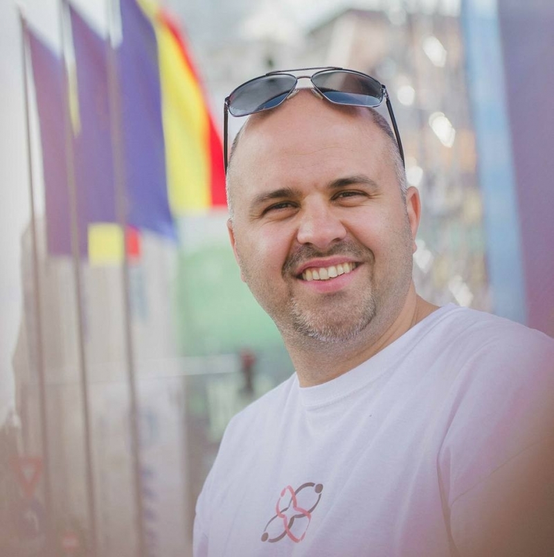 Ungureanu (USR): La sistemul sanitar, Sibiul şi Clujul sunt o ruşine; nu trebuie să ne mai umflăm penele cu festivaluri