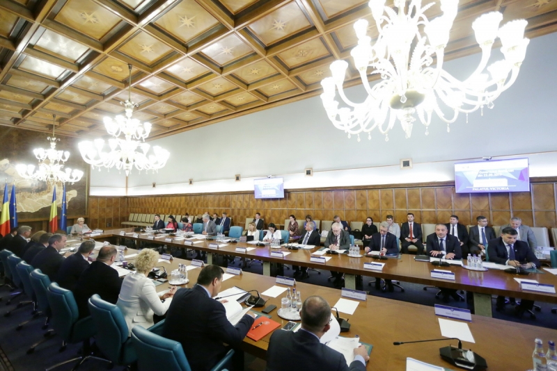 Crește plafonul pentru compensarea medicamentelor acordate pensionarilor - proiect Guvern