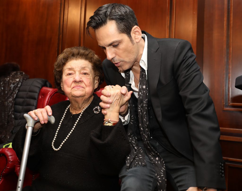 Tamara Buciuceanu-Botez zâmbește la 90 de ani: e fericită că publicul ei nu a uitat-o!  Marea doamnă a teatrului și filmului românesc e singură de 20 de ani și are un singur mare regret