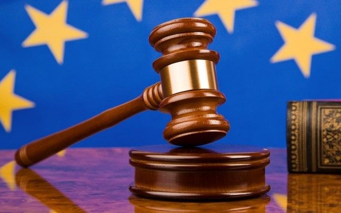 Curtea de Justiţie a Uniunii Europene: substanță folosită în jucării și haine este 'perturbator endocrin'