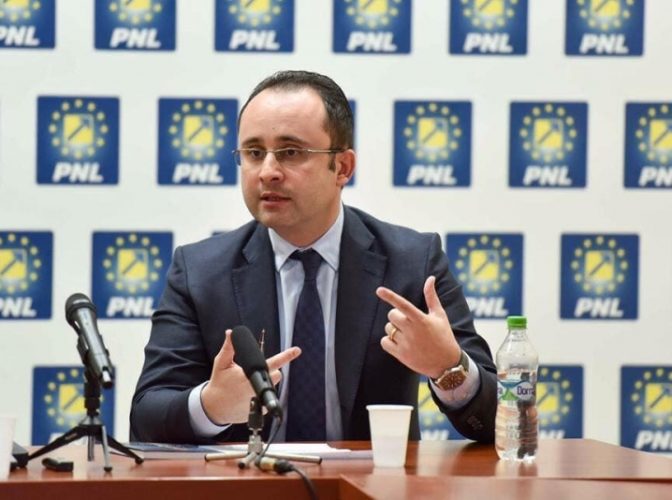 Buşoi (PNL): Interdicţia Ministerului Sănătăţii pe exportul paralel de medicamente pare diversiune