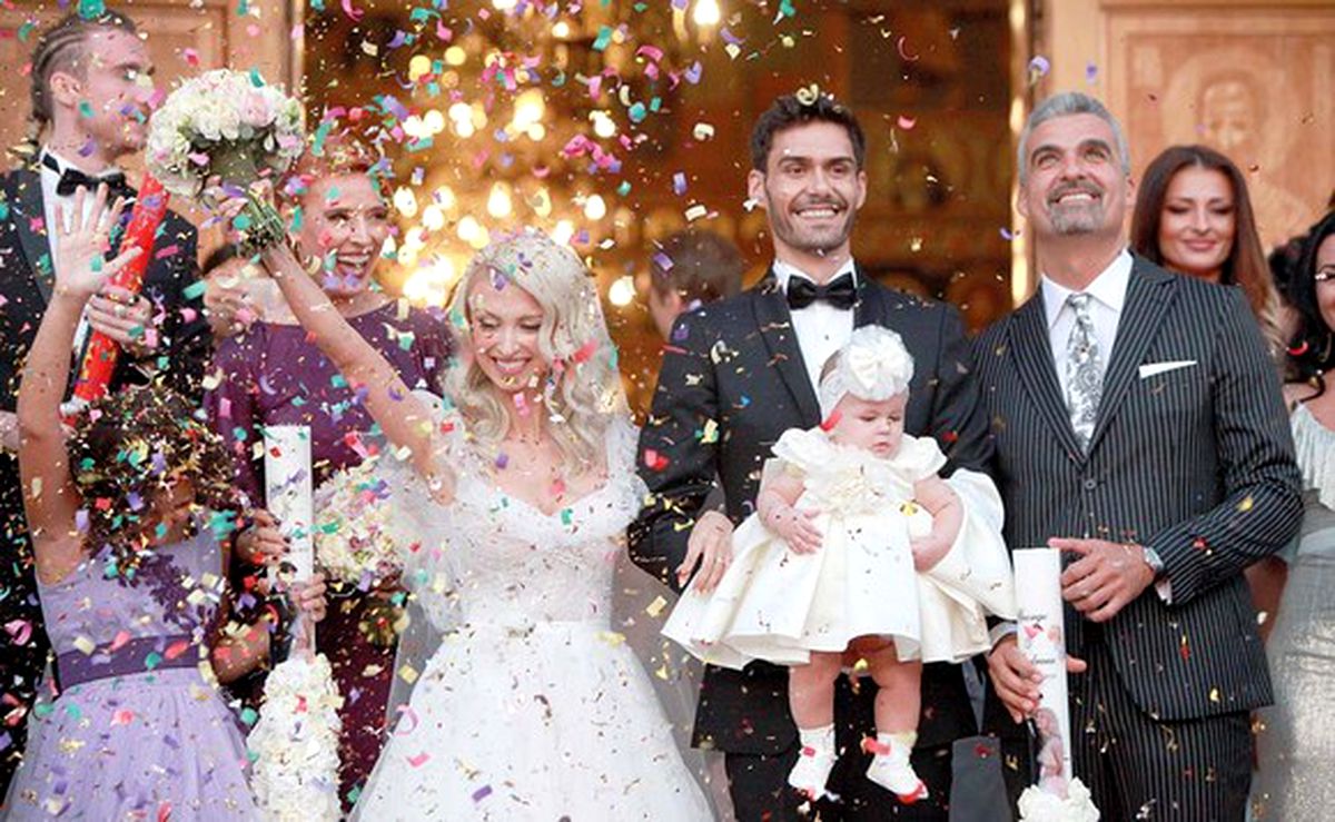 Cum a mers darul la „Nunta în paradis”! Invitaţii Andreei Bălan au fost generoşi, cât a strâns a vedeta după masă şi dans