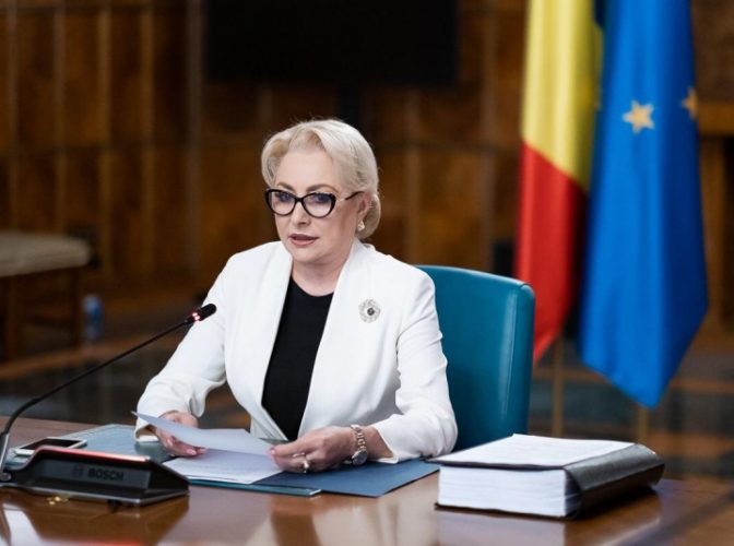 Viorica Dăncilă: Klaus Iohannis blochează accesul a mii de tineri absolvenți la sistemul medical