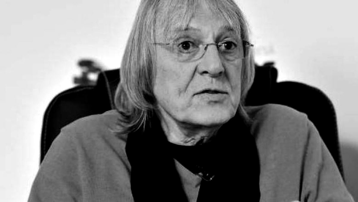 Mihai Constantinescu, drum lin către îngerii de lumină pe care i-ai cântat! Moartea artistului a îndurerat milioane de români, care a fost regretul vieţii cântăreţului