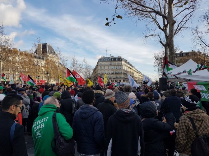 AMPLĂ mişcare de PROTEST în sistemul medical din Franţa! Printre problemele semnalate se numără salariile mici