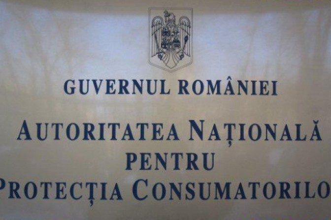 Nereguli găsite de inspectorii OPC la Constanța: Mașină de popcorn ruginită și alimente ținute pe jos, la Festivalul Iernii