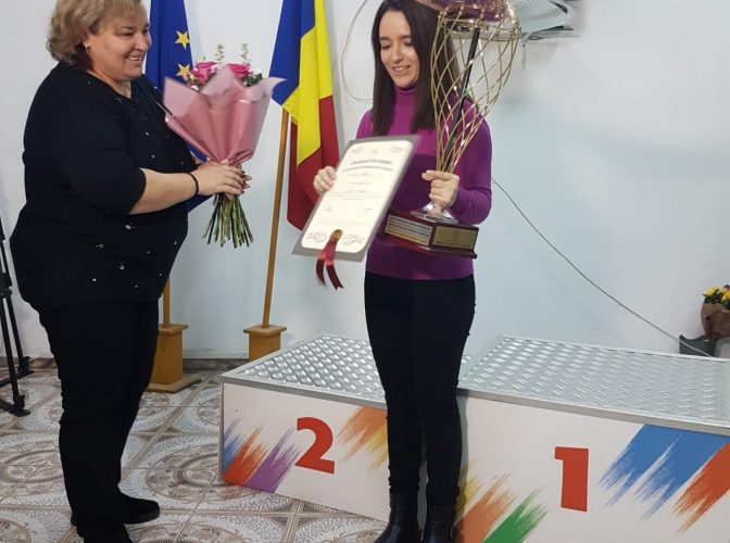 Laura Coman este sportivul anului în tirul românesc! Campioana care ţinteşte medalia olimpică la Tokyo a ajuns sportivă din întâmplare