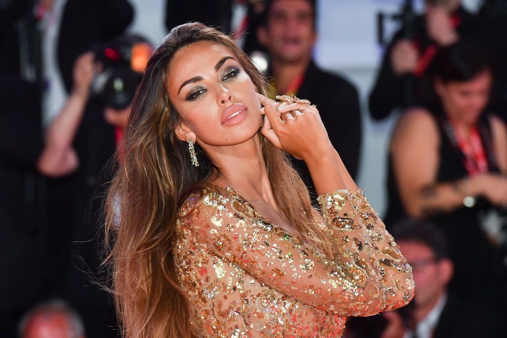 Mădălina Ghenea face colecţie de milionari? Cine a consolat-o pe cea mai frumoasă româncă după despărţirea de Vito Schnabel!