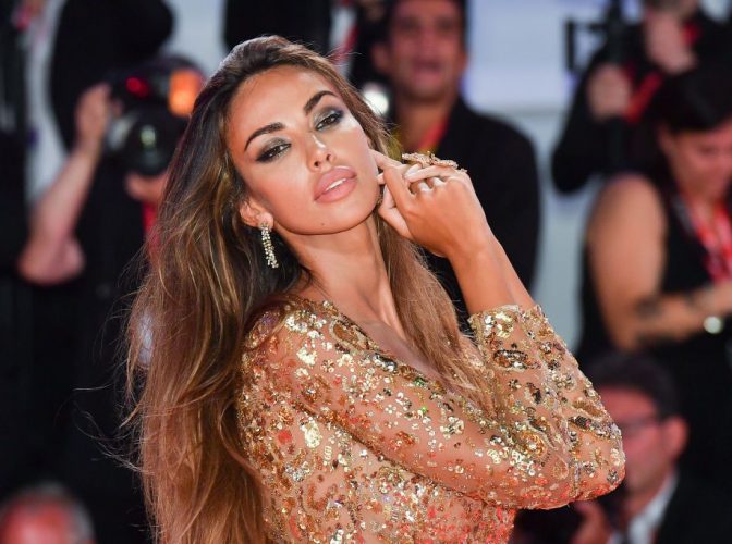 Mădălina Ghenea face colecţie de milionari? Cine a consolat-o pe cea mai frumoasă româncă după despărţirea de Vito Schnabel!