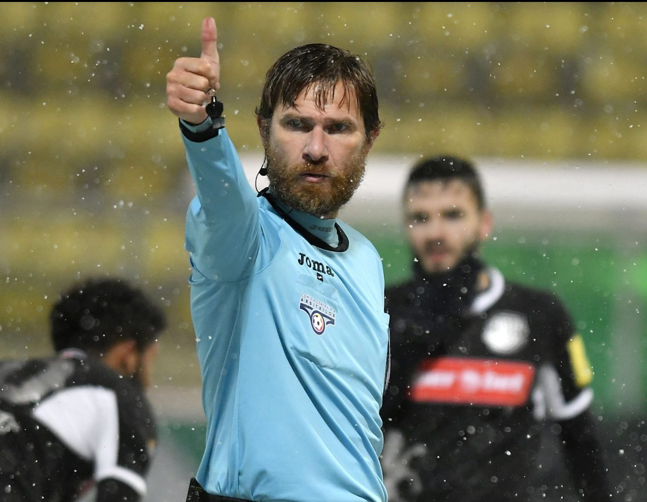 Împușcat la Revoluție! Arbitrul Alexandru Tudor era să rămână fără picioare acum 30 de ani