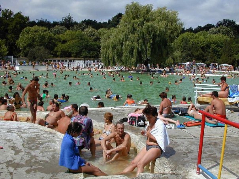 Sanatoriul Balnear din Techirghiol cumpără aparatură medicală de 8,3 milioane de euro