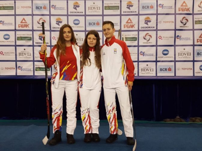 Două hocheiste vor scrie istorie pentru România la Olimpiadă!