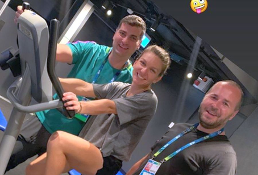 Simona, ai ”preparator fizic” full time? Toni Iuruc, iubitul ei, o antrenează pe Halep în sală, în Australia