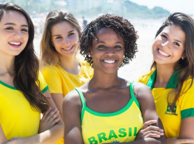 Trucuri exotice: Cum reușesc femeile din Brazilia și India să se mențină în formă