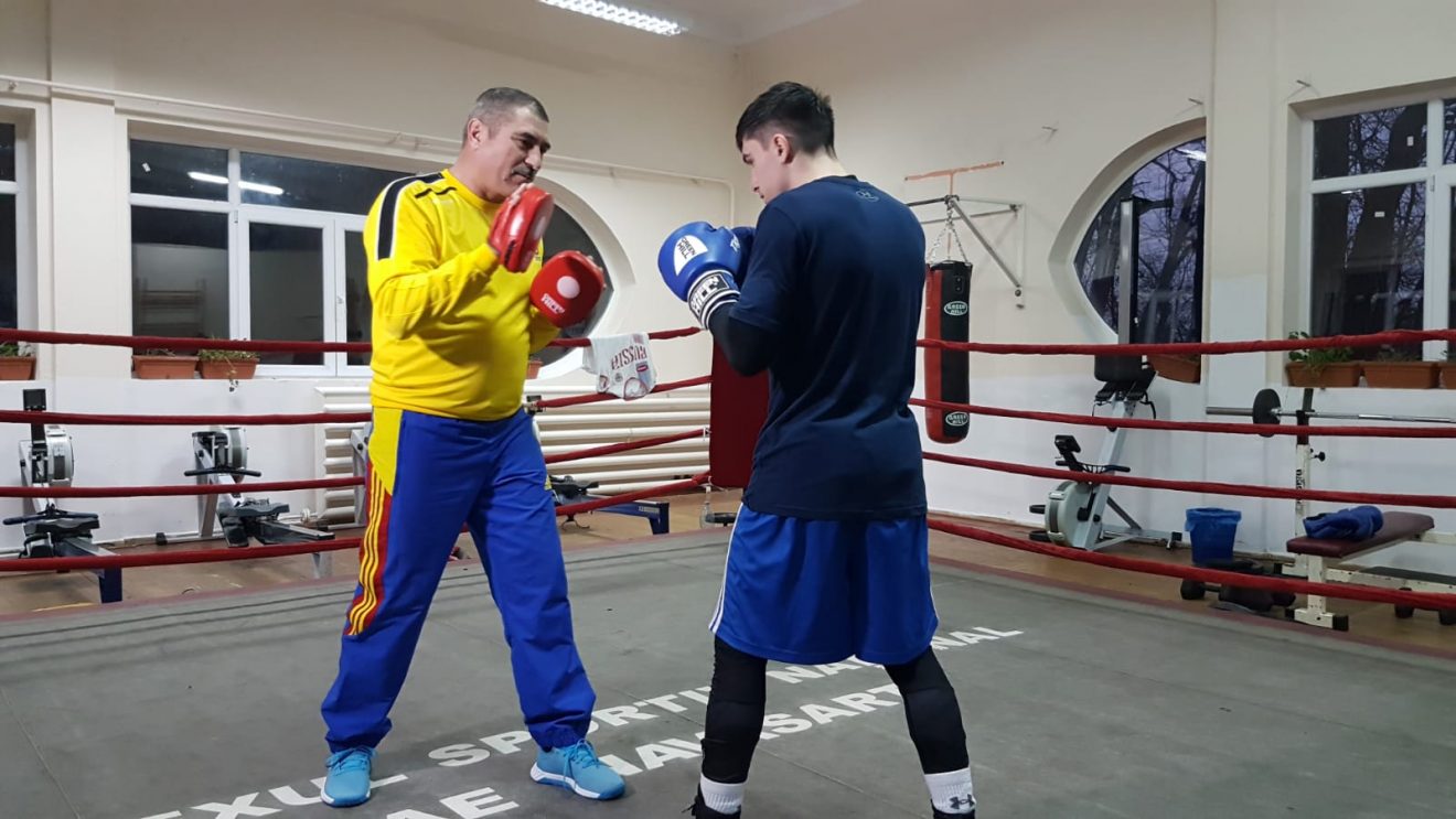 Șeful boxului românesc, în ring după 20 de ani
