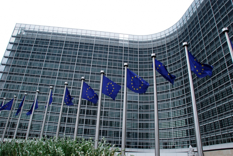 Comisia Europeană a lansat o consultare publică cu privire la Planul european de luptă împotriva cancerului