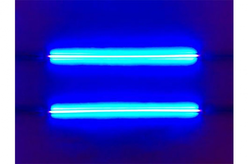 Scandal la o școală din Brașov: Aproape 20 de elevi și-au ars ochii cu o lampă cu ultraviolete