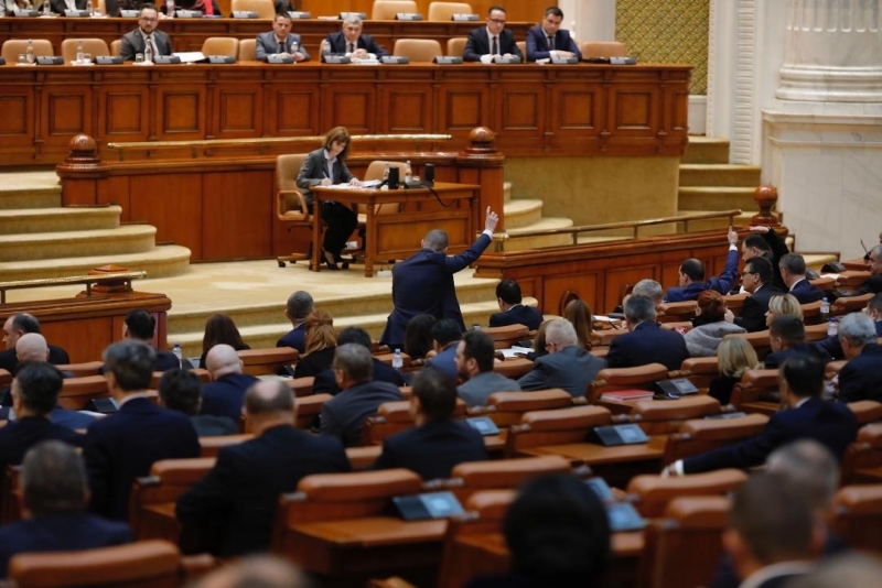 Ziua Internaţională de Luptă Împotriva Cancerului - Parlamentul anunţă înfiinţarea Grupului pentru combaterea cancerului