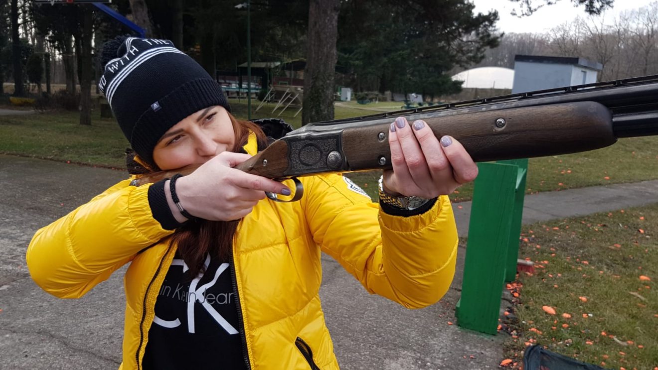 Cea mai bună scrimeră din România în 2019 a schimbat arma! Bianca Pascu a înlocuit sabia cu pușca!