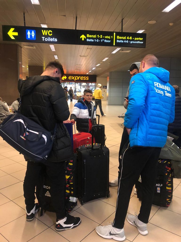 Coronavirusul a stricat cantonamentul „tricolorilor”! Lotul național masculin de box a revenit mai devreme din pregatirea de la Roma