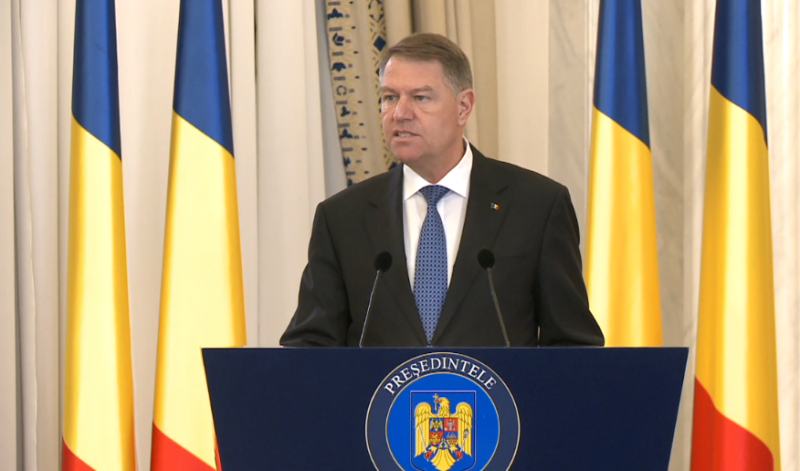 Klaus Iohannis distribuie reguli de prevenție în cazul coronavirusului: Răspândirea de știri alarmiste poate genera epidemie de panică