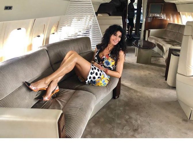 Mihaela Rădulescu a vrut să înfieze un copil? Diva de la Monaco mărturiseşte că îi place să fie mamă