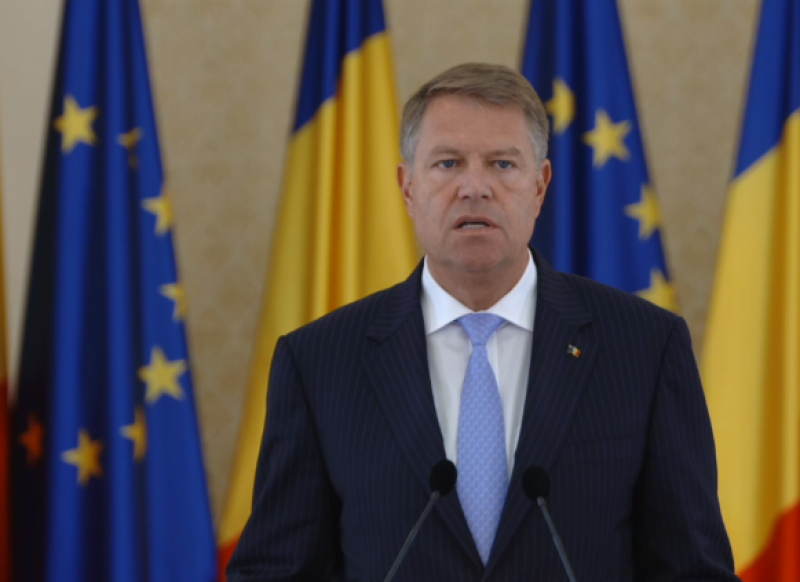 Klaus Iohannis distribuie mesaje privind măsurile de prevenire a răspândirii coronavirusului (VIDEO)