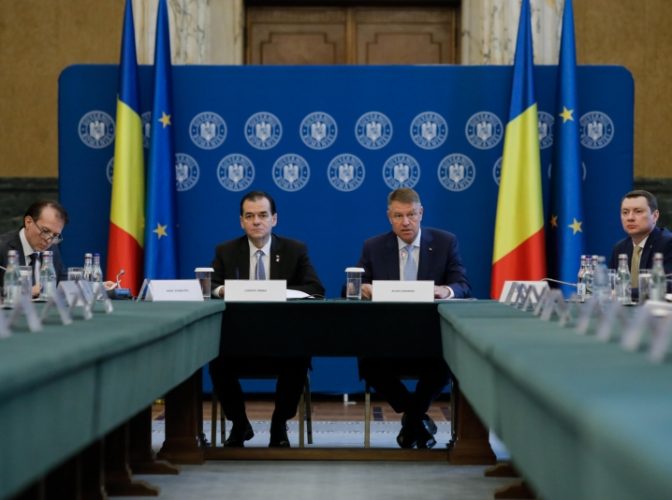 OFICIAL - Au sosit rezultatele testelor de coronavirus pentru premierul Orban şi miniştri