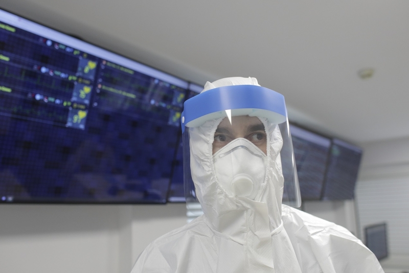 Prof.Dr. Olga Simionescu, despre echiparea medicilor din prima linie a luptei împotriva COVID-19: Partea cea mai grea este la dezbrăcarea echipamentului (VIDEO)