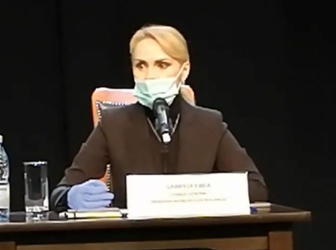 CGMB votează programul 'O masă caldă' în timpul epidemiei de COVID-19 / Firea: Consilierii PNL vor să stea sub plapumă / VIDEO